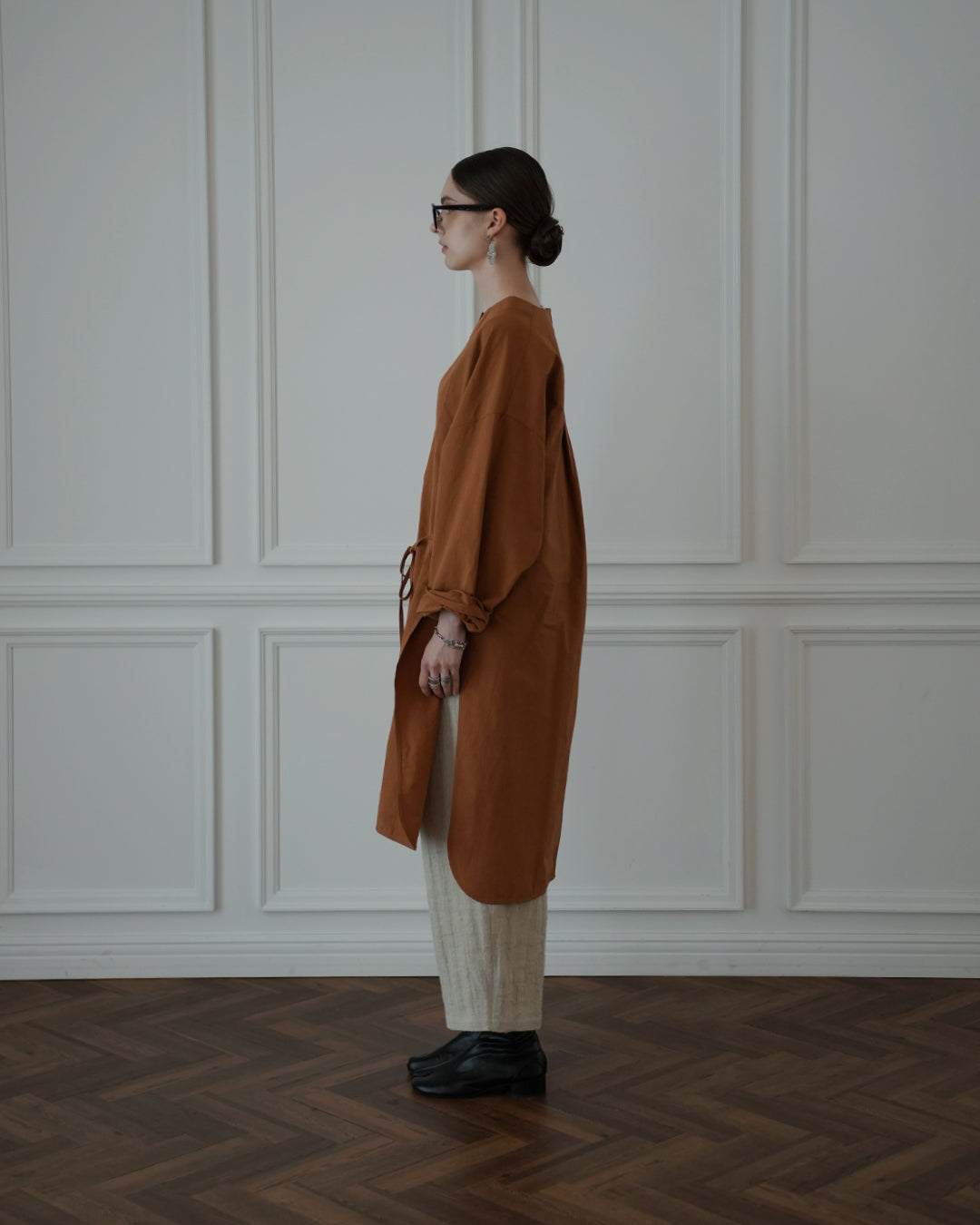 Key Neck Side Slit Long Length Pullover Shirt〈 000007-03 〉