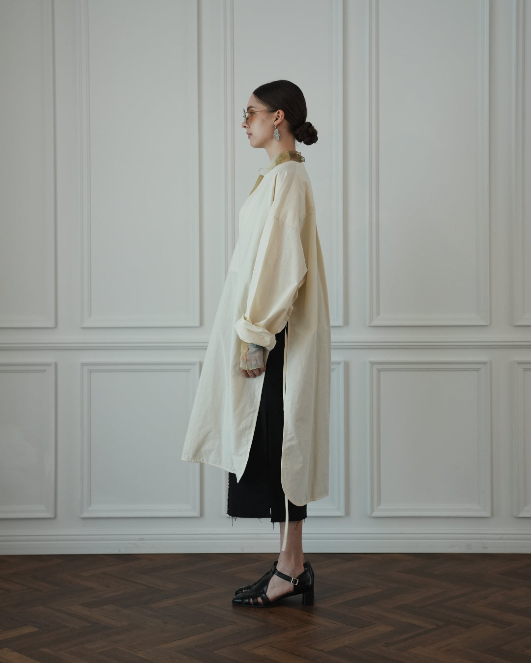 Key Neck Side Slit Long Length Pullover Shirt〈 000007-03 〉