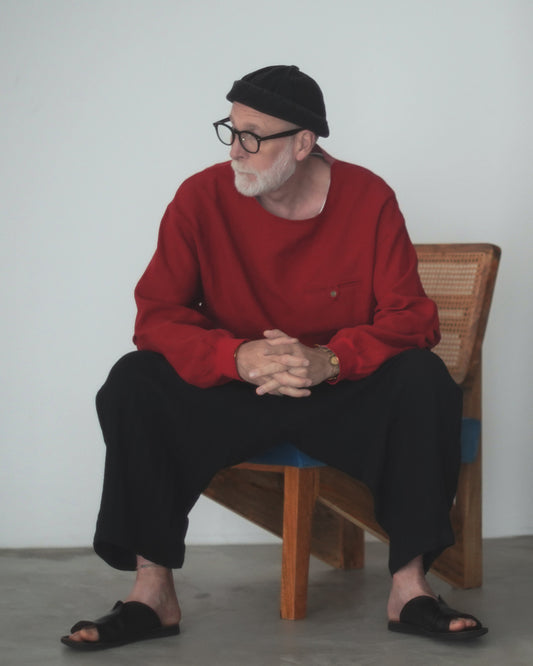 Crew Neck LS Tuck Rib Pullover.