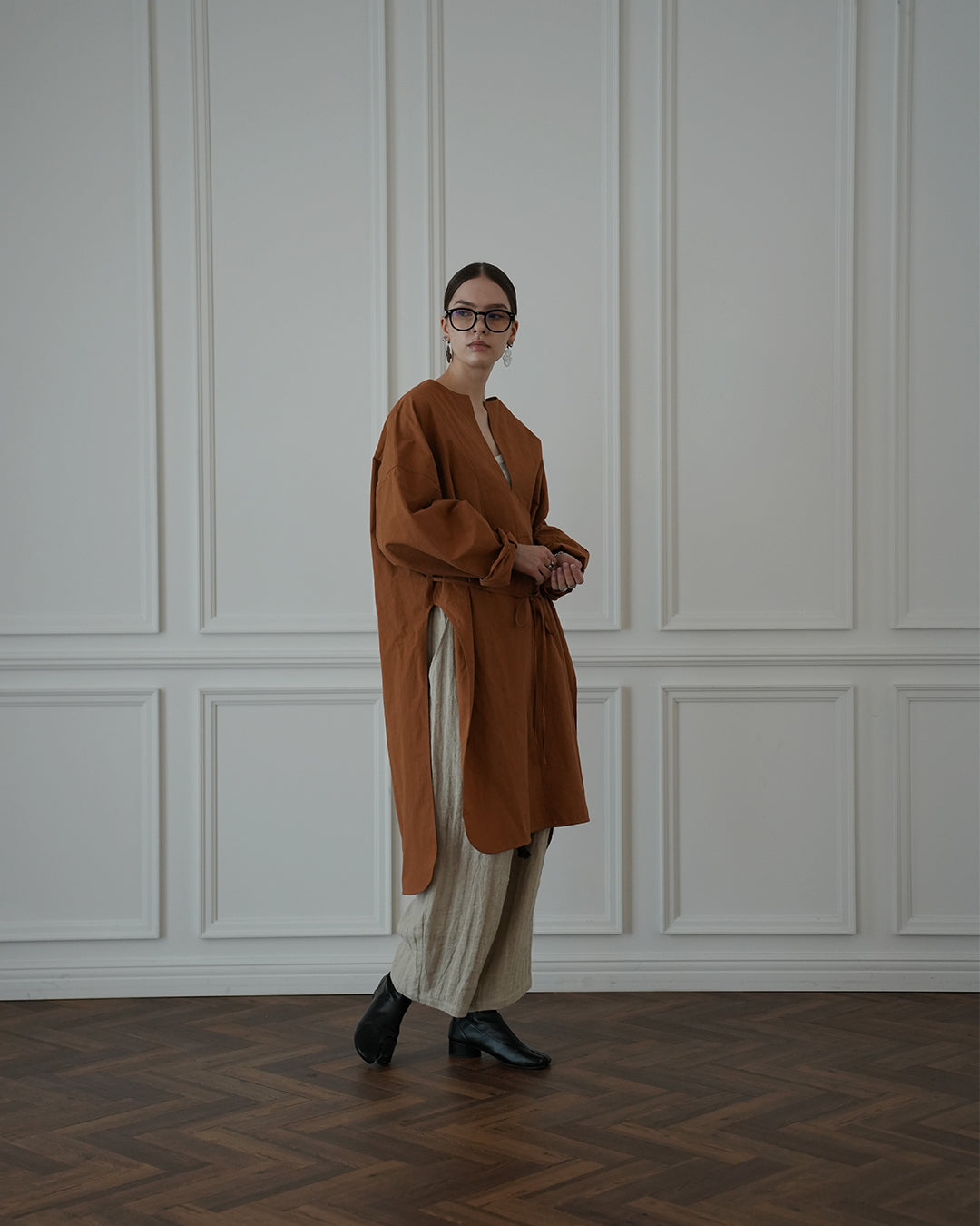 Key Neck Side Slit Long Length Pullover Shirt〈 000007-03 〉