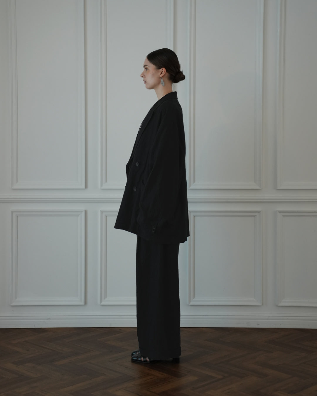 Back-Open Peak Lapel Double-Breasted Over Jacket.