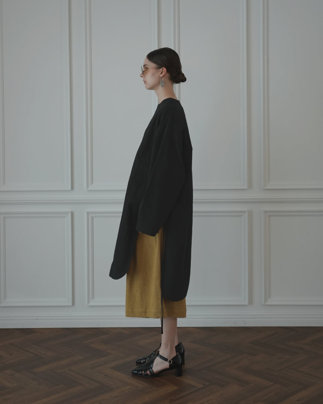 Key Neck Side Slit Long Length Pullover Shirt〈 000007-11 〉