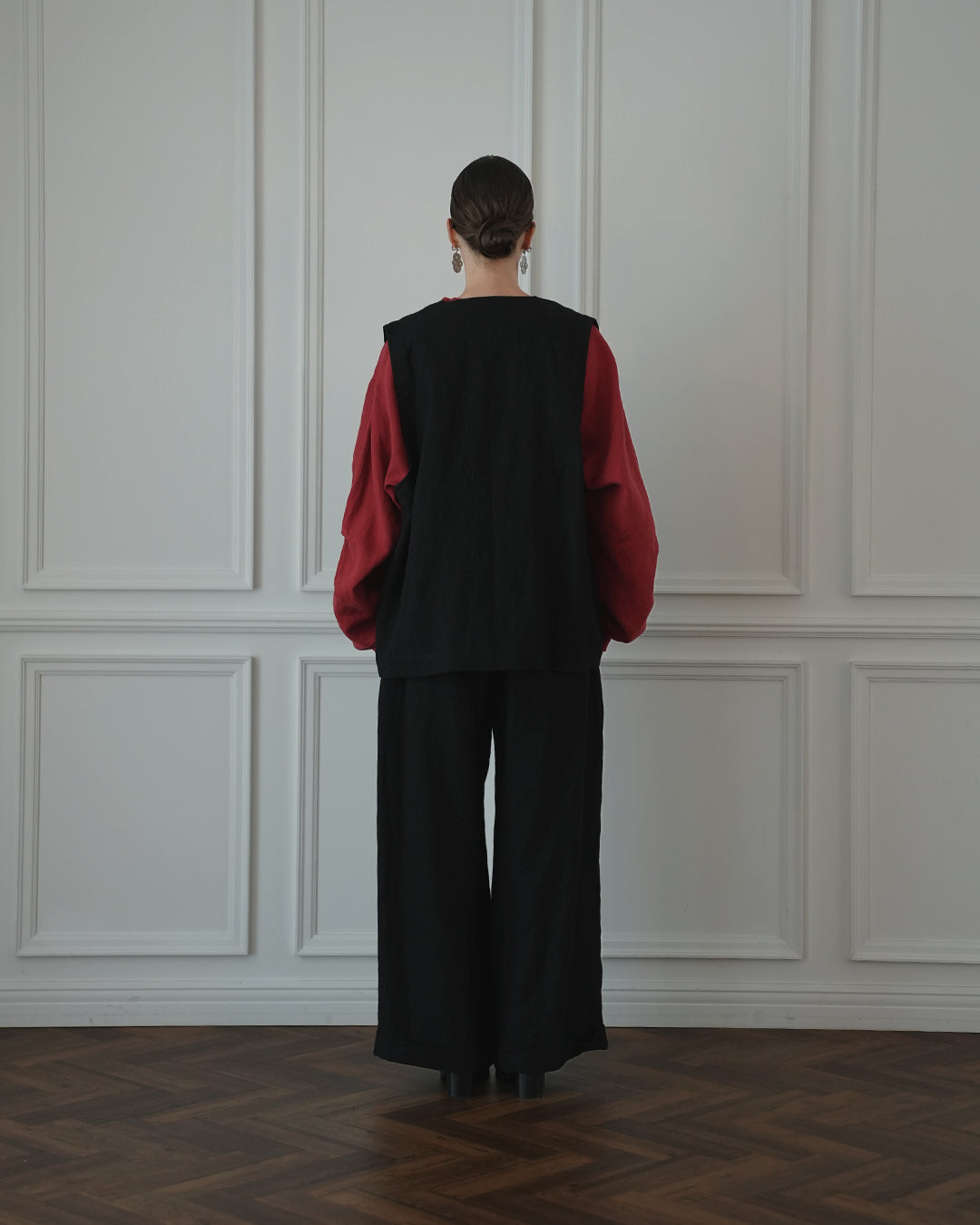 Button Design Crew Neck Vest.