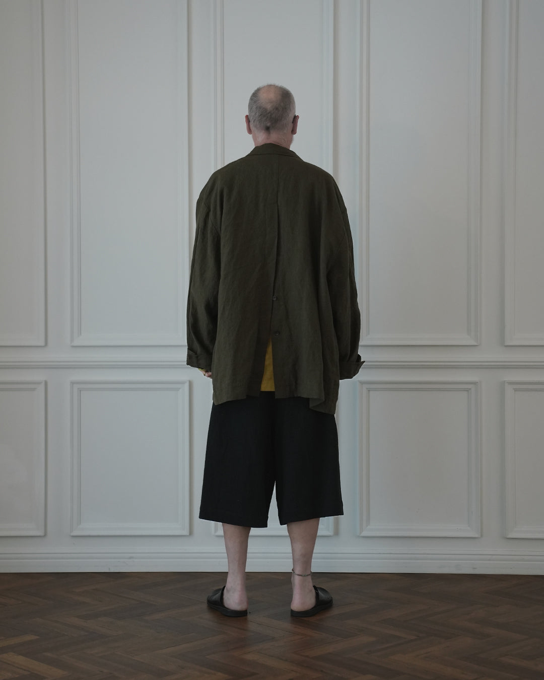 Back-Open Peak Lapel Double-Breasted Over Jacket.