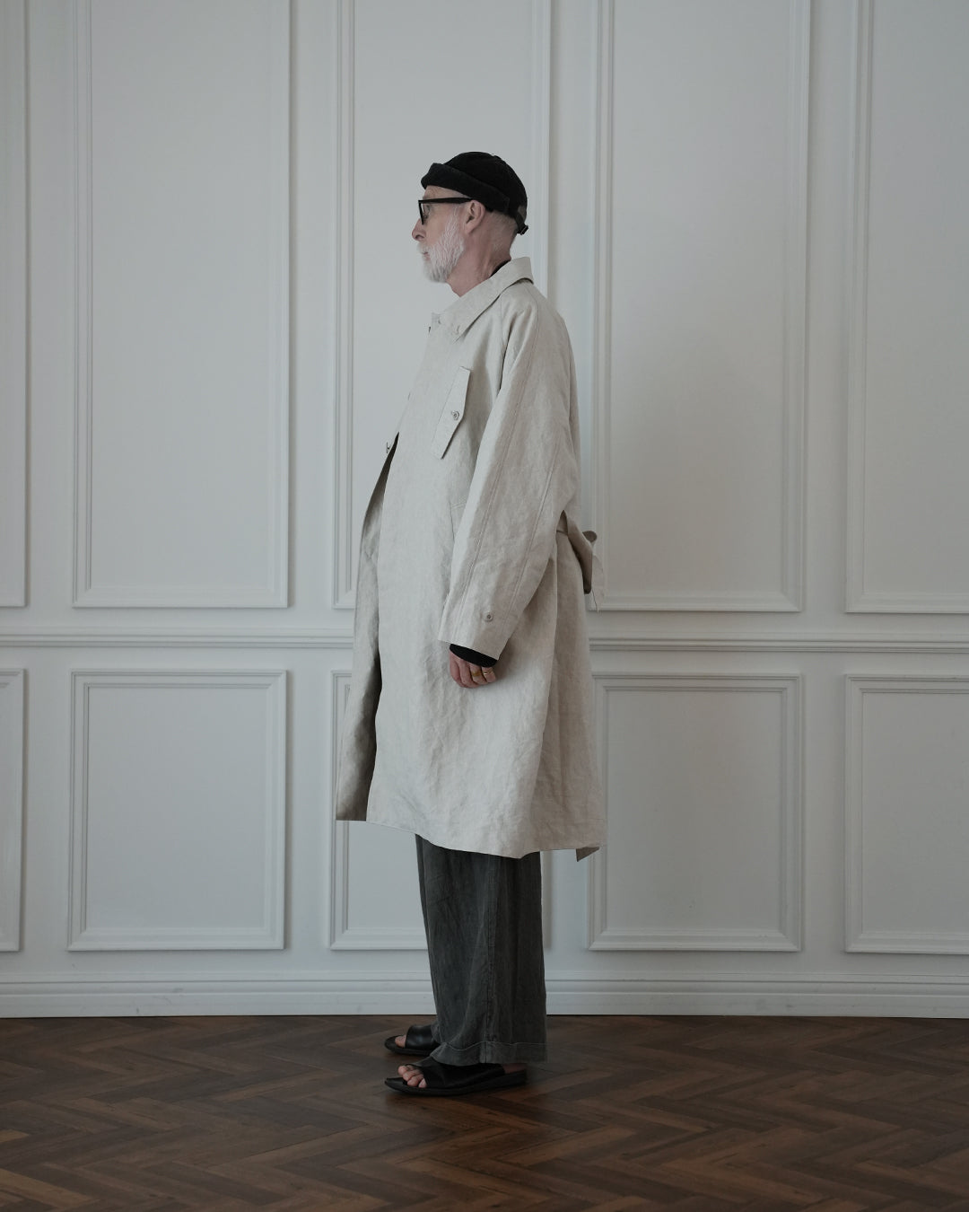 Back Flare A-Line Officer Bal Collar Coat.