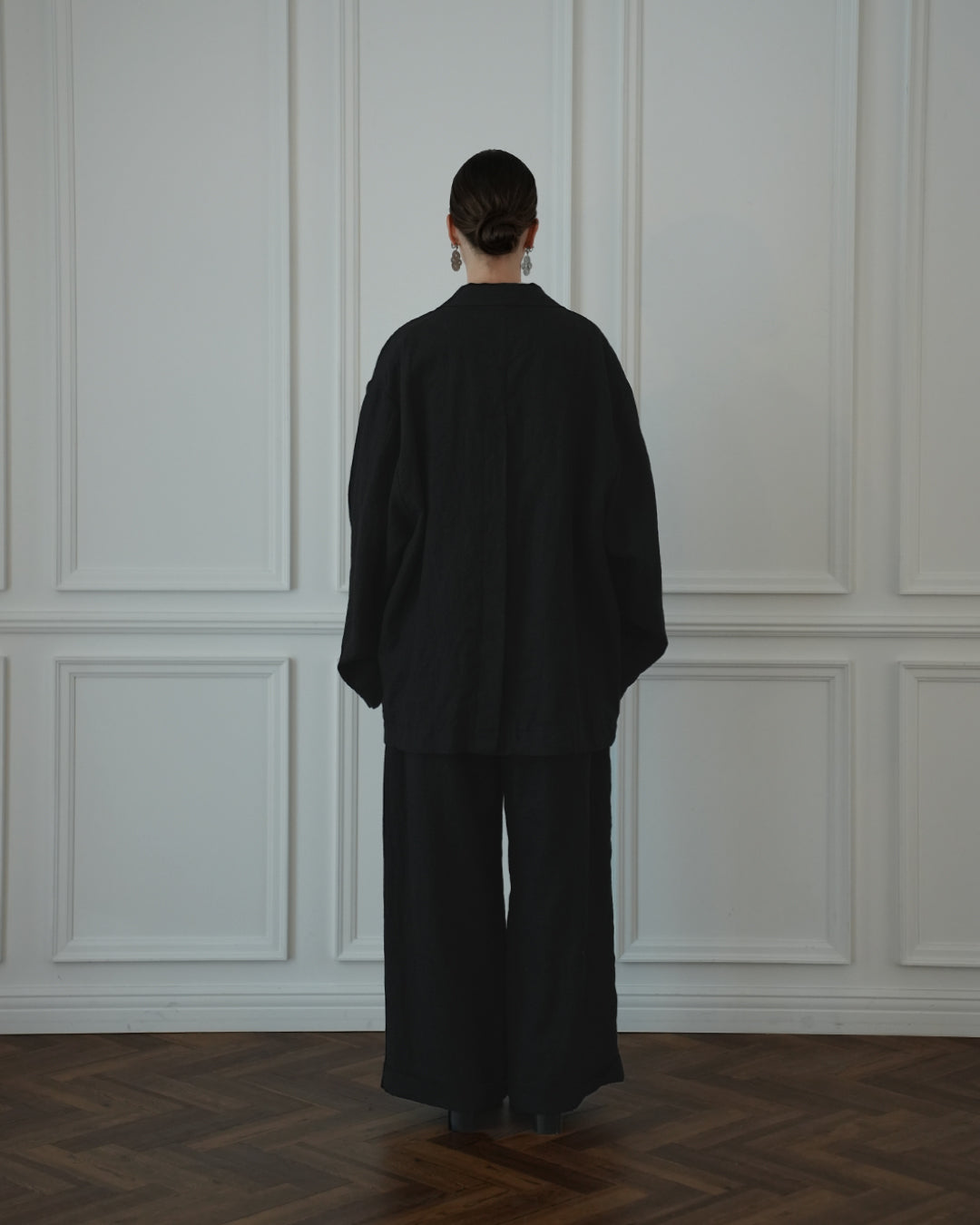 Back-Open Peak Lapel Double-Breasted Over Jacket.