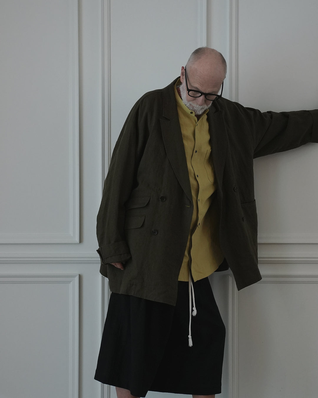 Back-Open Peak Lapel Double-Breasted Over Jacket.