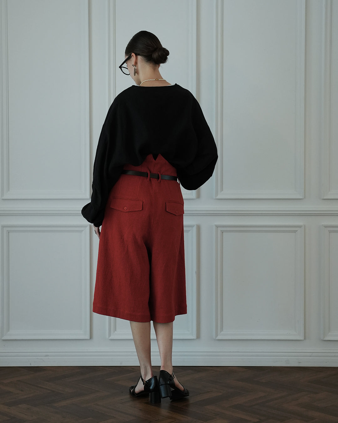 High Waist 2 Tuck Wide Half Trousers〈 000012-06 〉