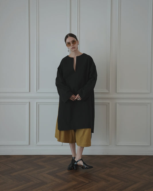 Key Neck Side Slit Long Length Pullover Shirt.