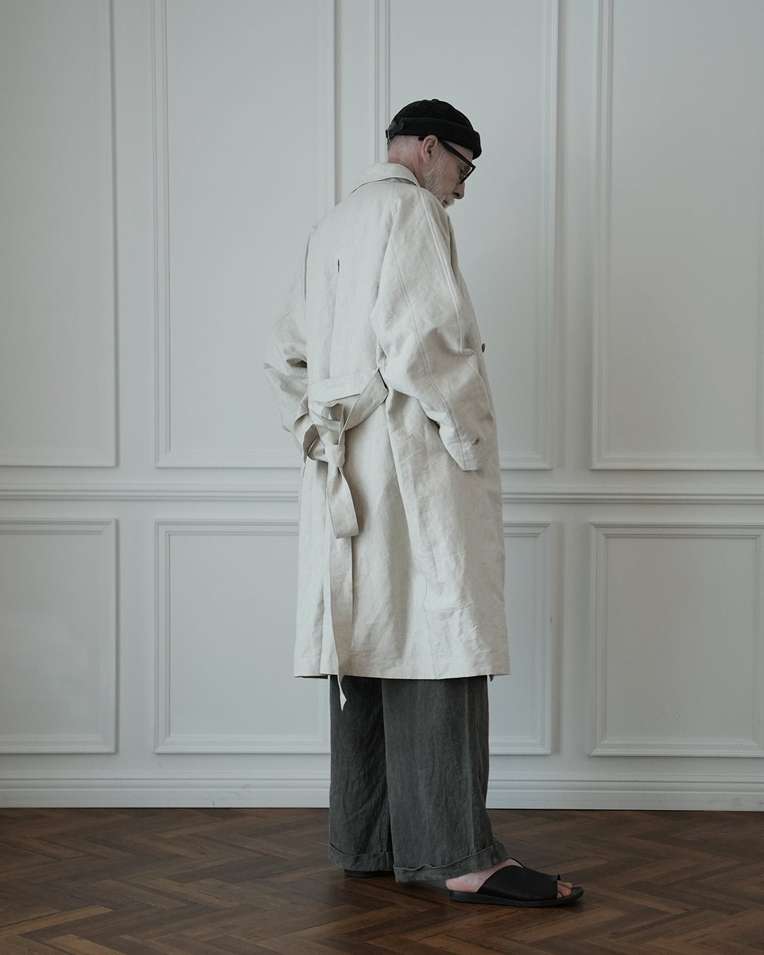 Back Flare A-Line Officer Bal Collar Coat.