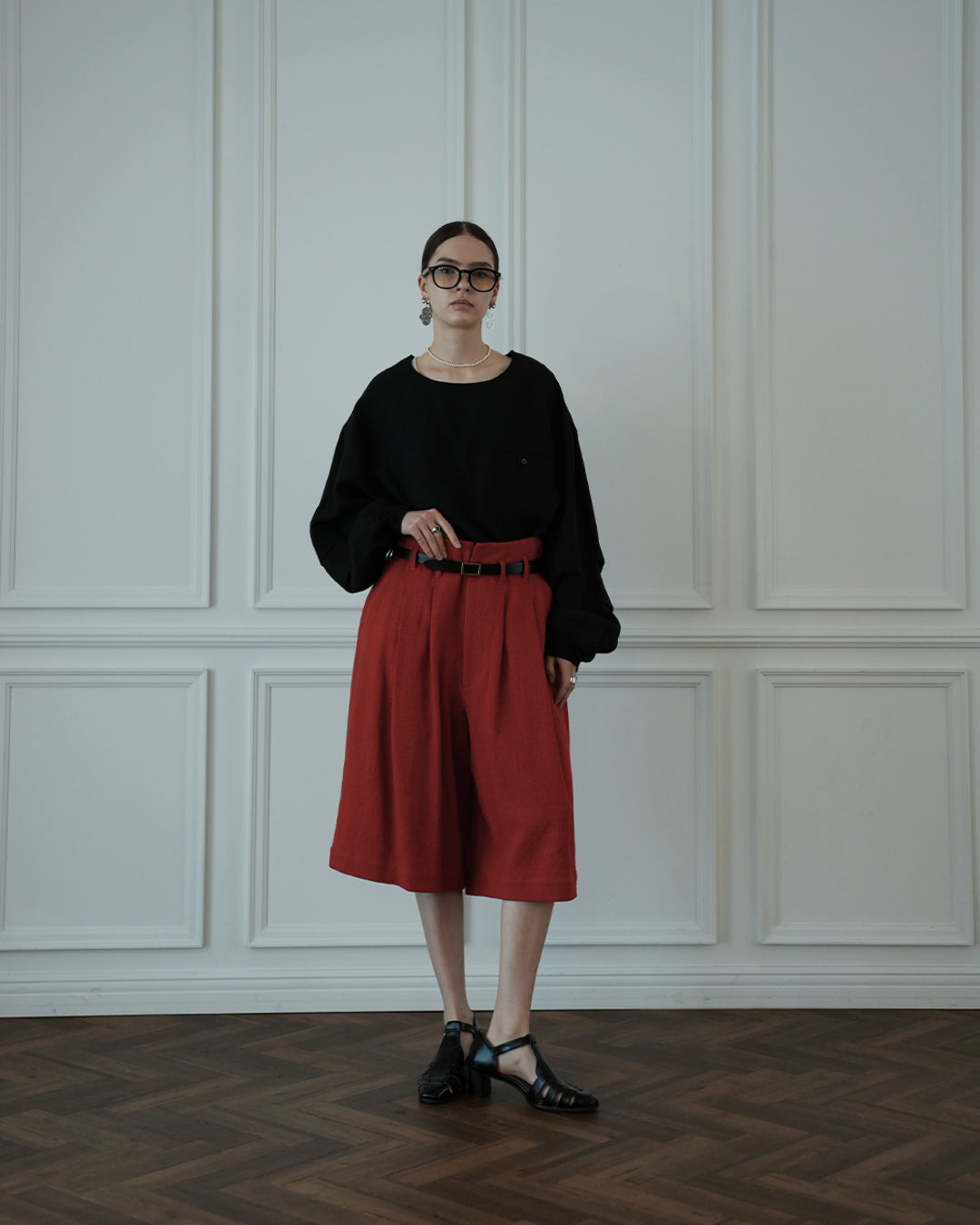 High Waist 2 Tuck Wide Half Trousers〈 000012-06 〉