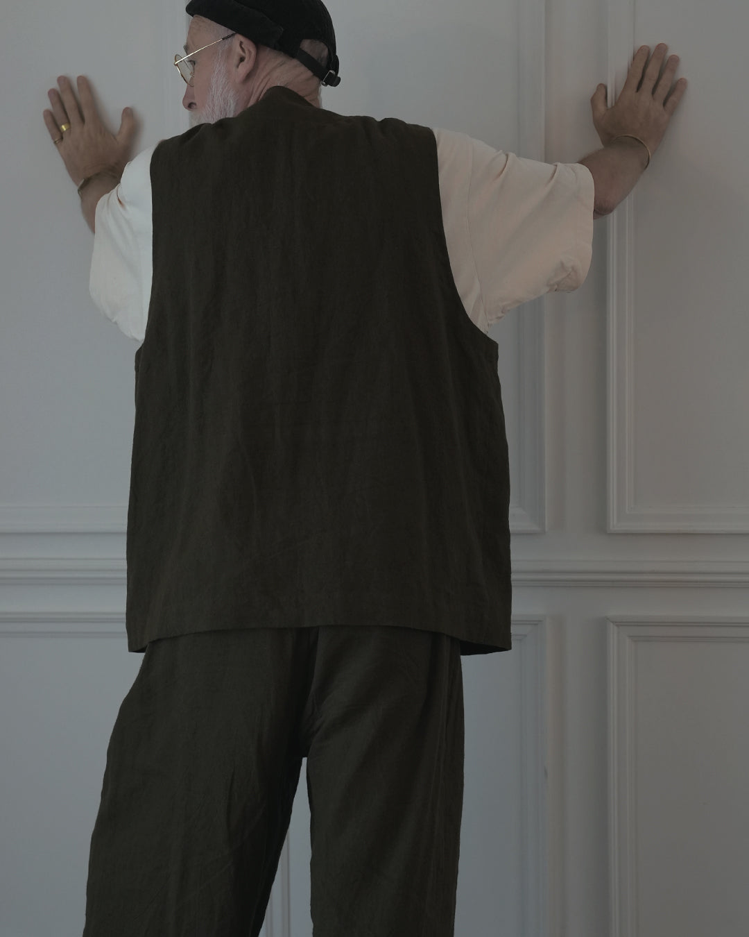 Button Design Crew Neck Vest〈 000006-03 〉