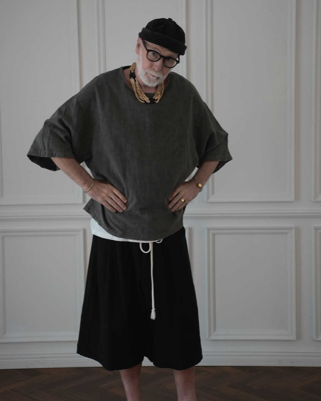 Crew Neck Half Sleeve Over Pullover.