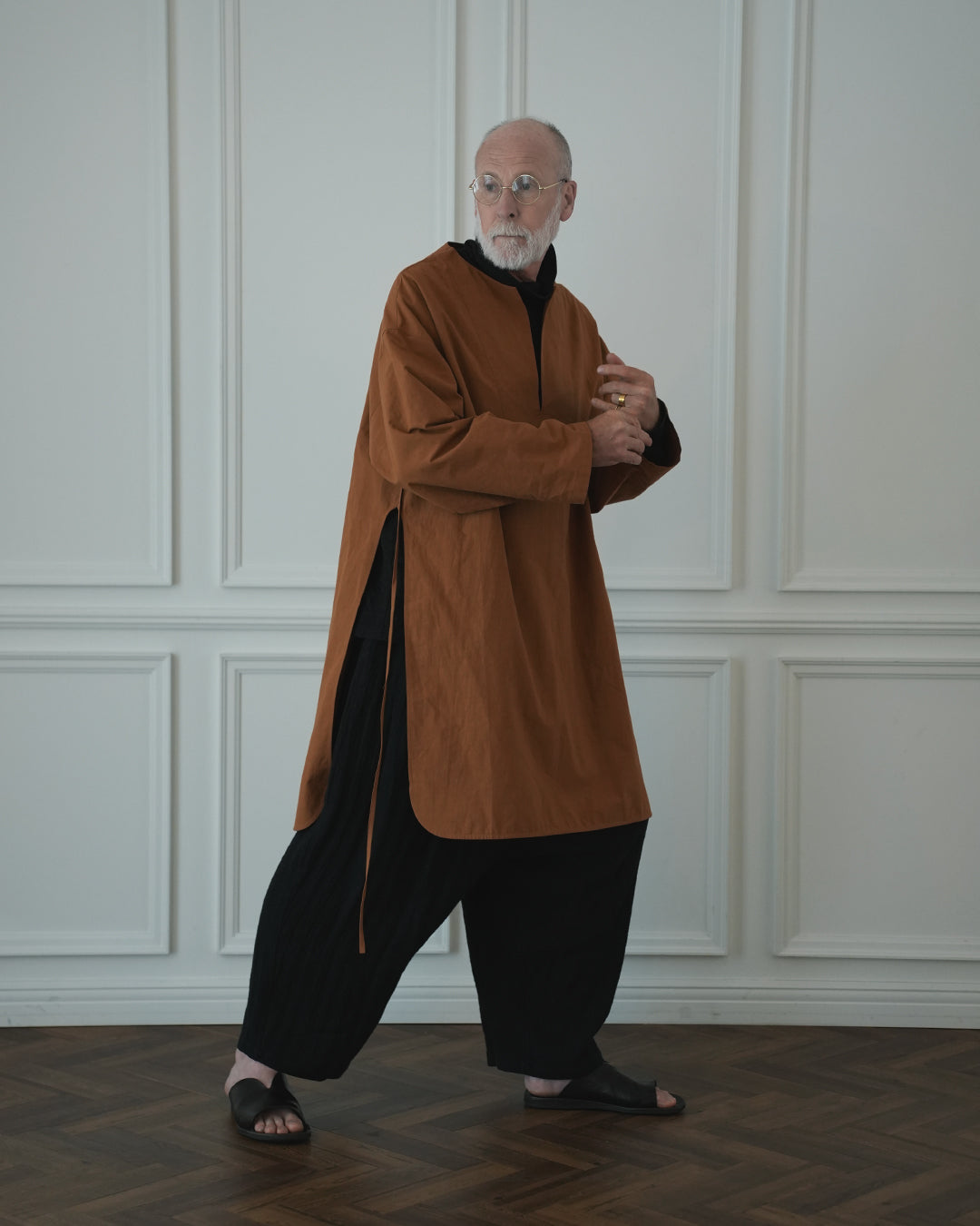 Key Neck Side Slit Long Length Pullover Shirt〈 000007-03 〉
