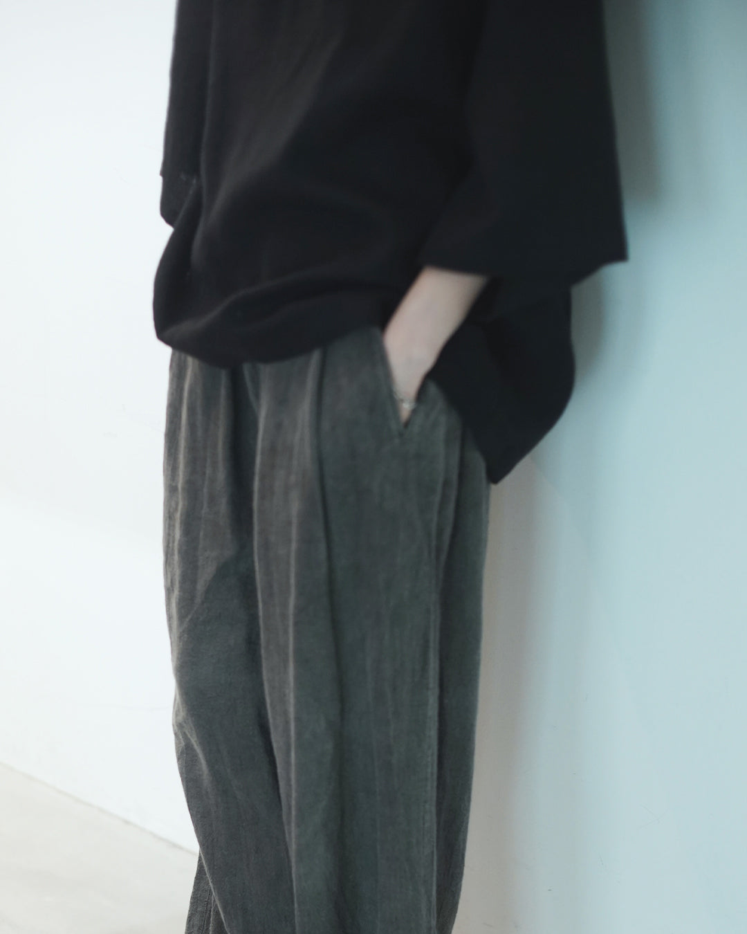 Crew Neck Half Sleeve Over Pullover.