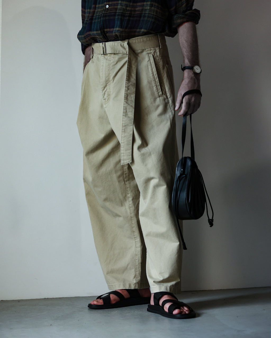 Cotton Chino Belted Wide Tapered 1Tuck Baggy Pants <#beige>