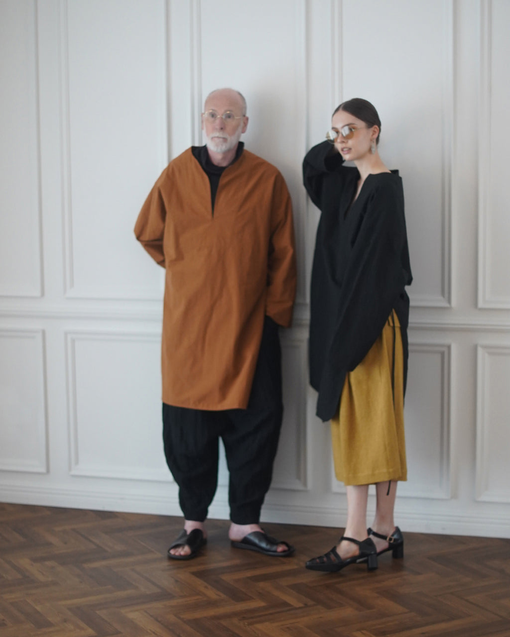 Key Neck Side Slit Long Length Pullover Shirt.