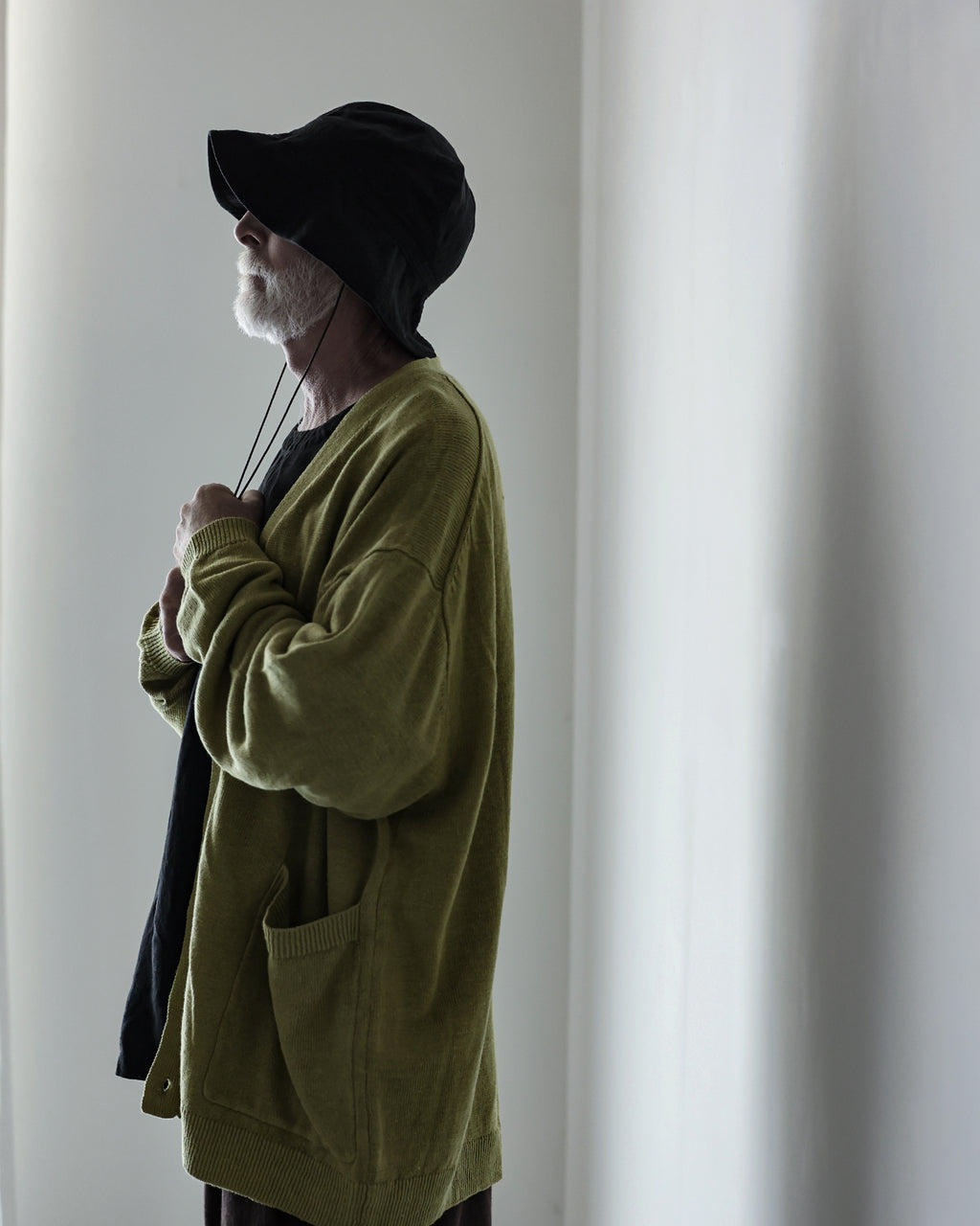 Linen Mid-Gauge V-Neck Knit Gown Cardigan <#yellow>