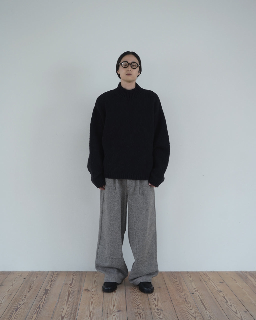Wool Blend High Neck Hand-like Knit / Sweater <#black>