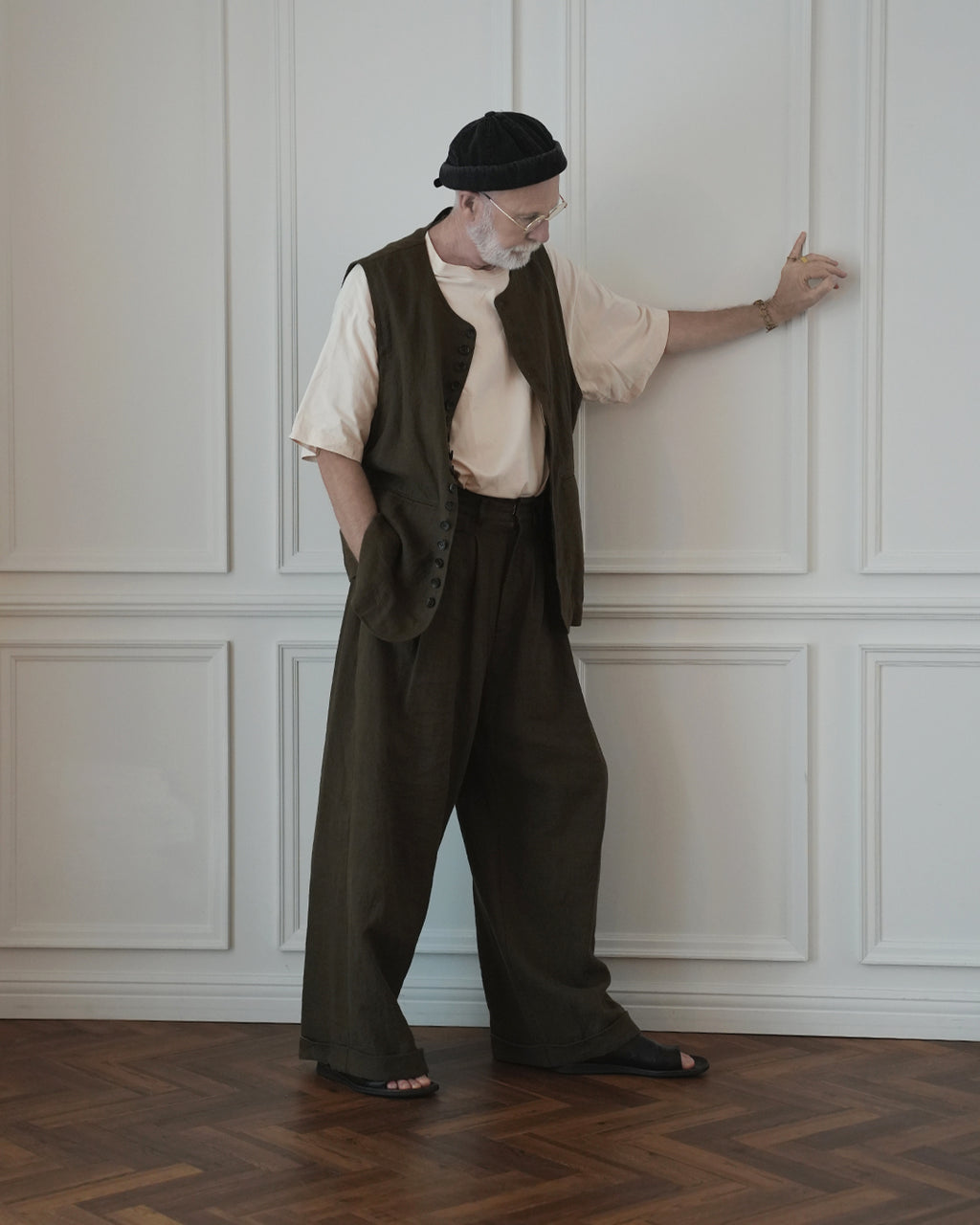 Button Design Crew Neck Vest.