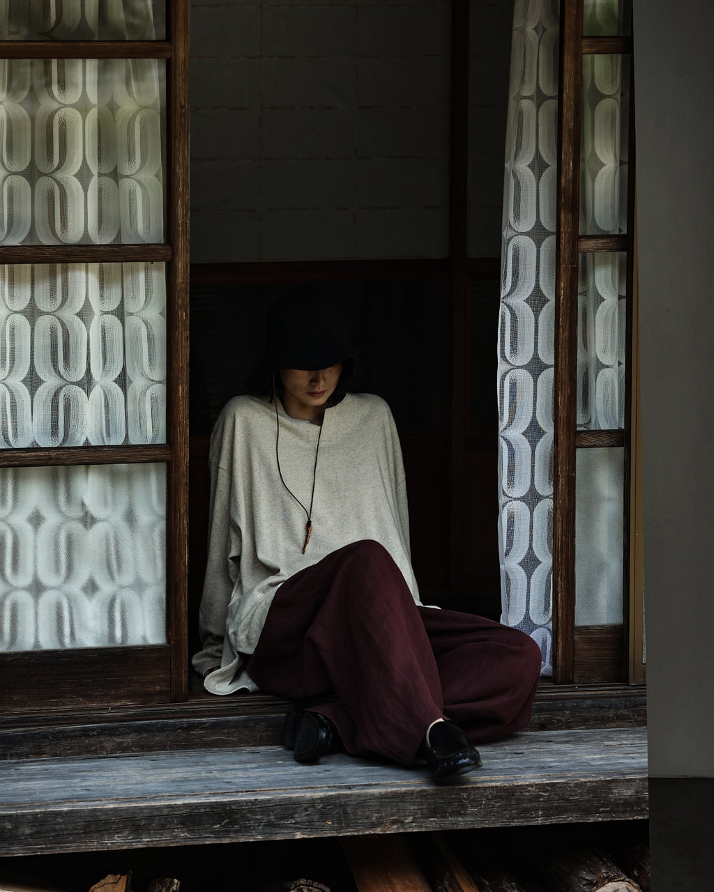 Cotton Linen Hem Round Skipper Long-Sleeve Tee <#ivory>