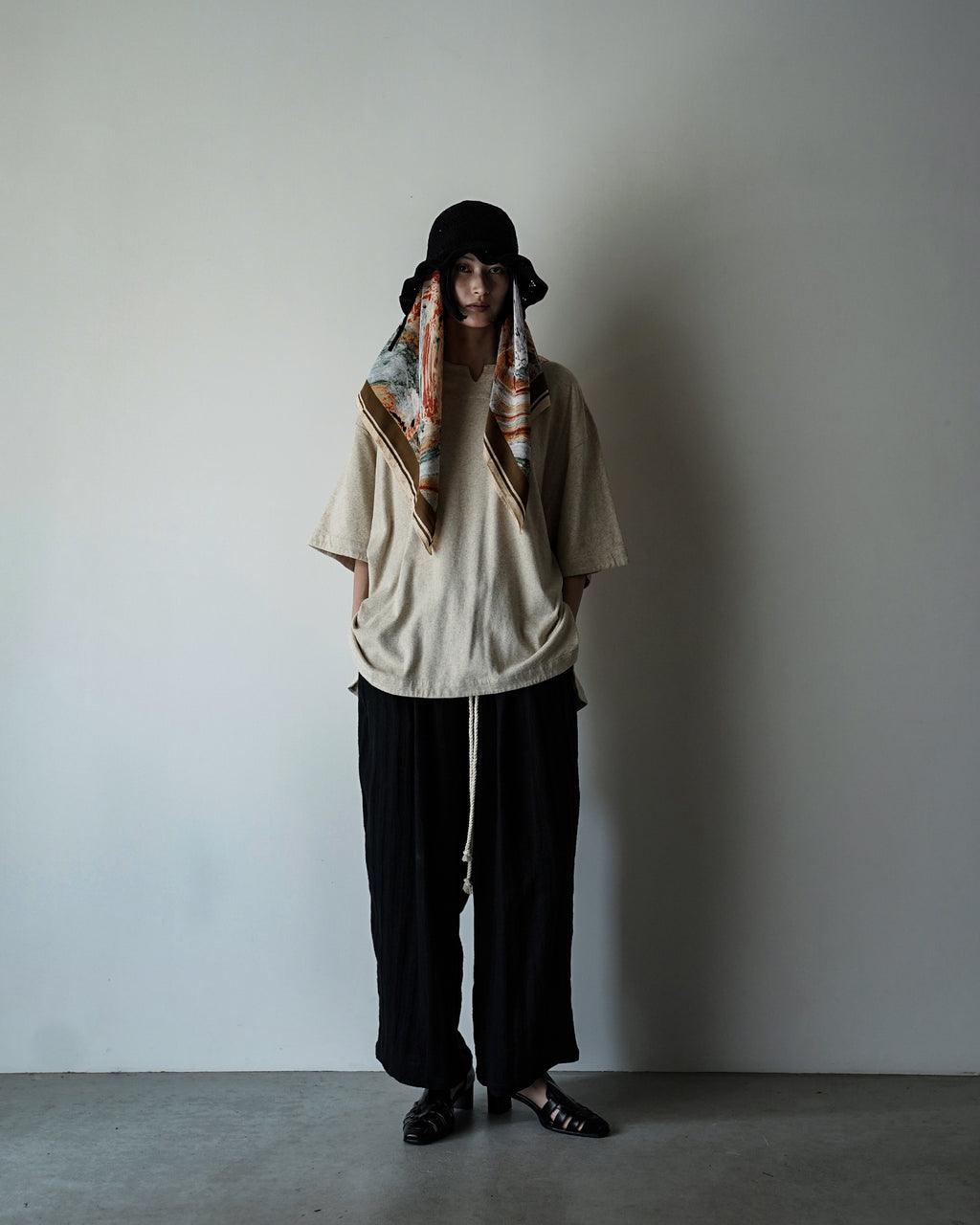 Cotton Linen Hem Round Skipper Half Sleeve Tee <#ivory>