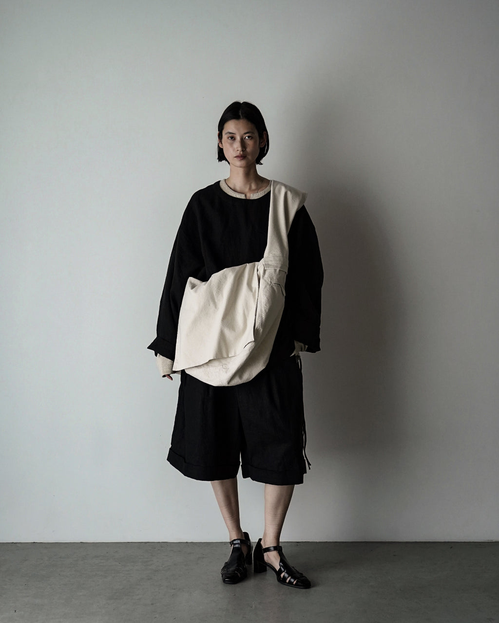 Cotton Canvas News Paper Bag <#ivory>