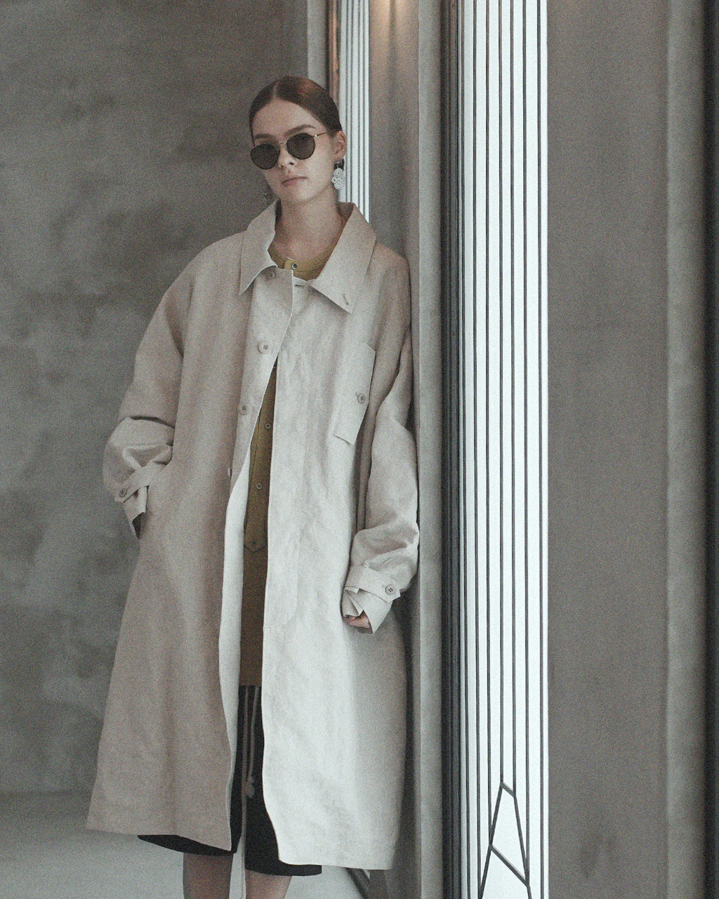 Back Flare A-Line Officer Bal Collar Coat.