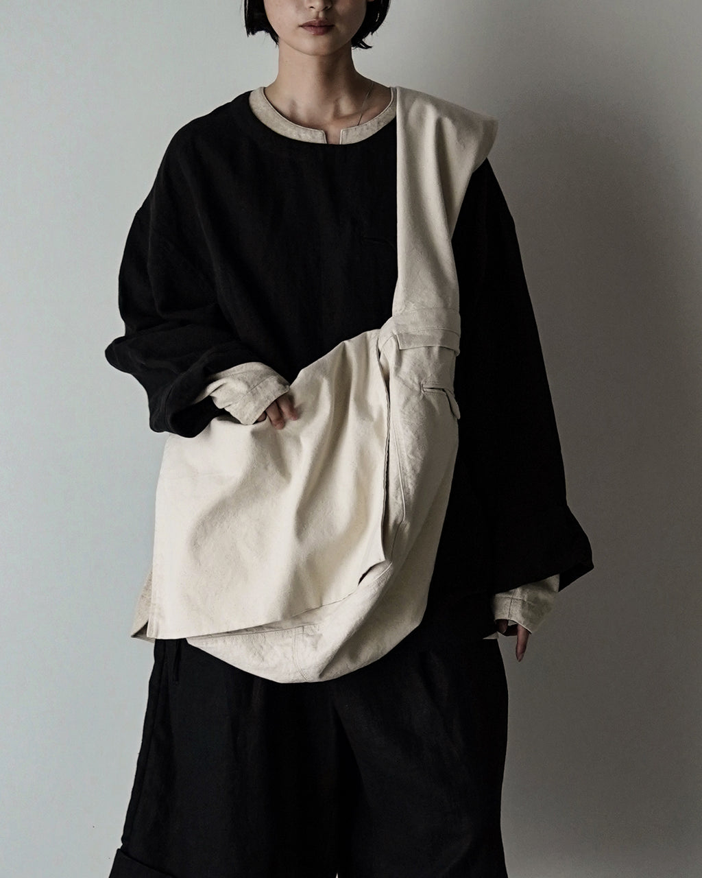 Cotton Canvas News Paper Bag <#ivory>