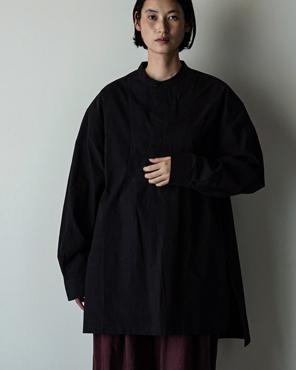 Organic Cotton Band Collar Side Slit Grandpa Shirt <#black>