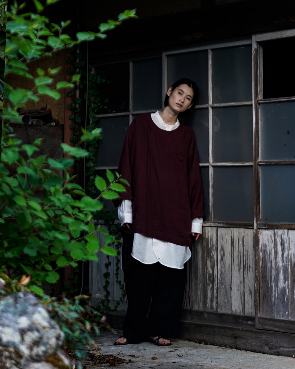 French Linen Side Shirring Long-Sleeve Pullover<#burgundy>
