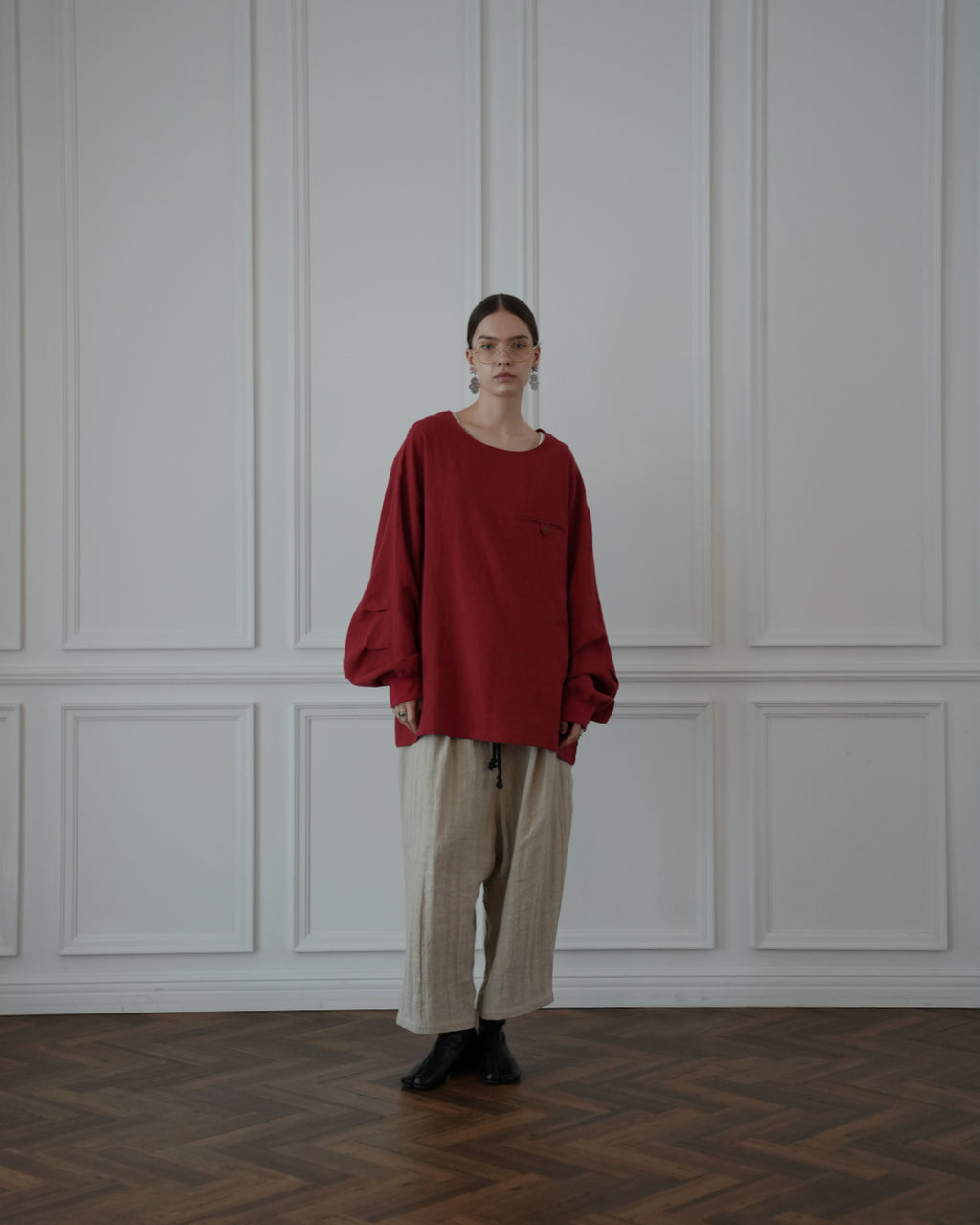 Crew Neck LS Tuck Rib Pullover.