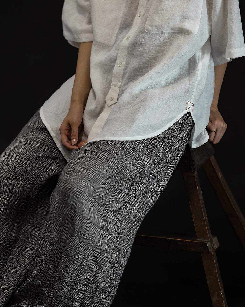 Wash Linen Band Collar Henley Neck Like Half Sleeve Atelier Shirt <#off white>
