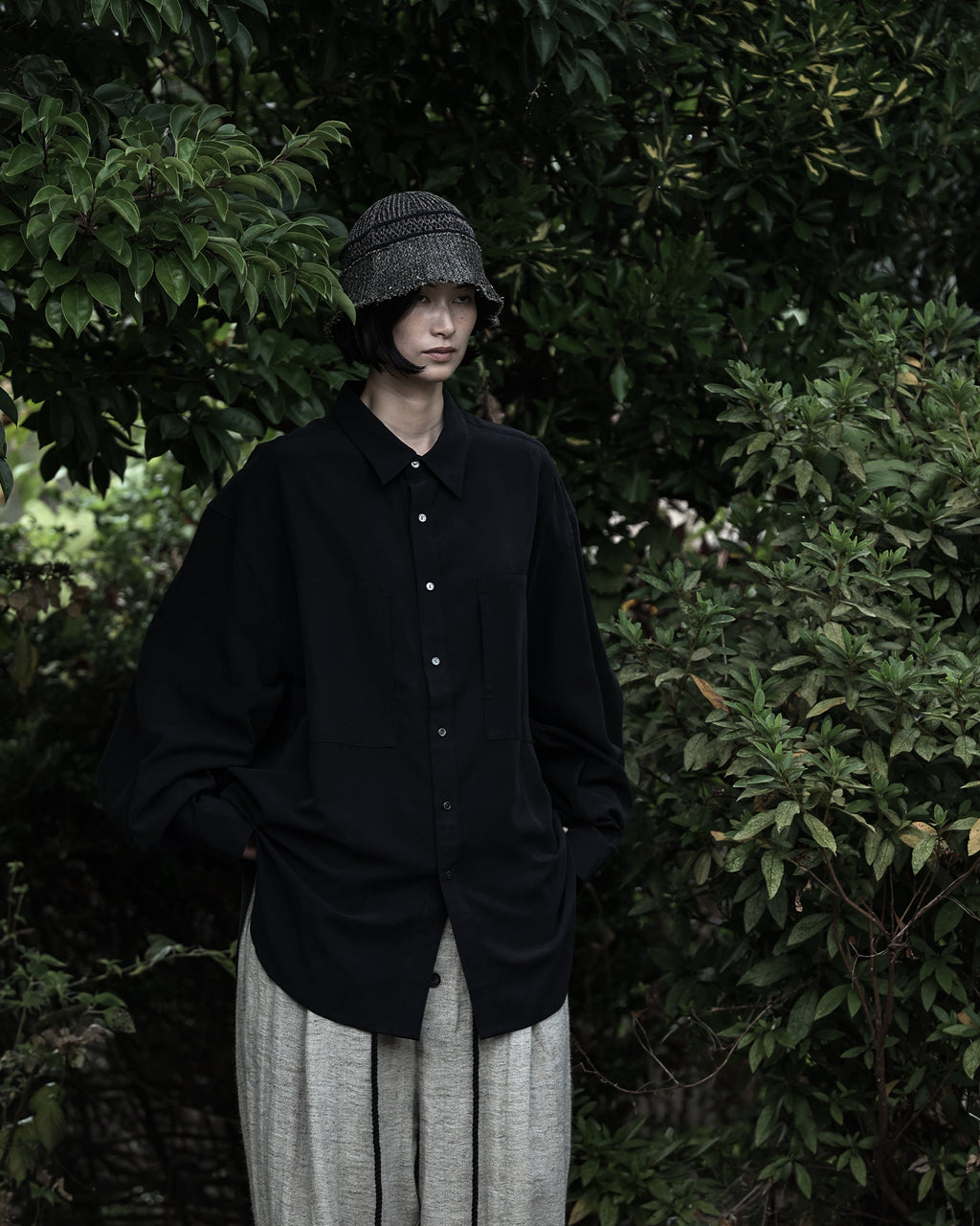 Linen-Tencel Double Pocket Regular Collar Over Shirt <#black>