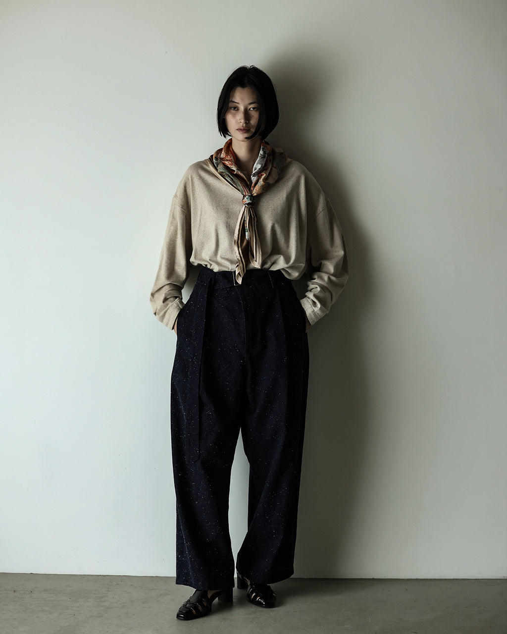 Nep Denim Belted Wide Tapered 1Tuck Baggy Pants <#indigo>