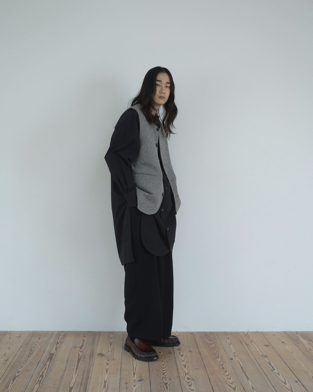 Wool Blend Tweed Back-Open Layered Crew Neck Vest <#greige>