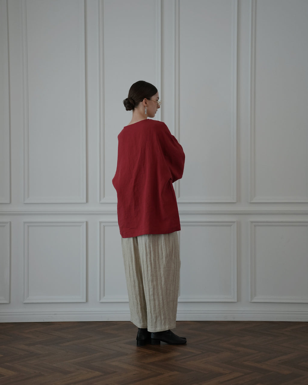 Crew Neck LS Tuck Rib Pullover.