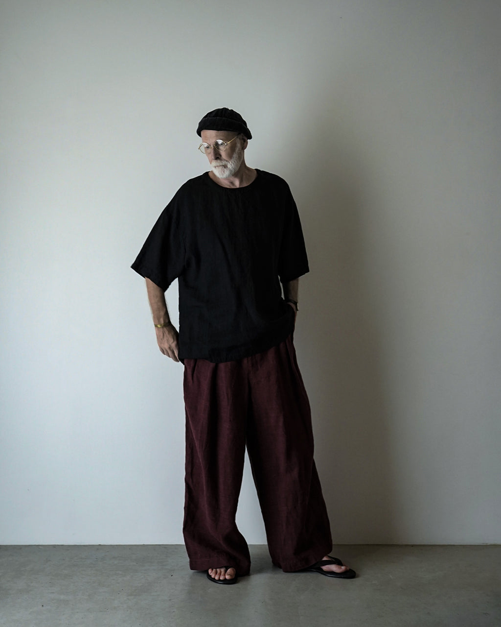 French Linen Back Belt 3Tuck Wide Straight Trousers <#burgundy>