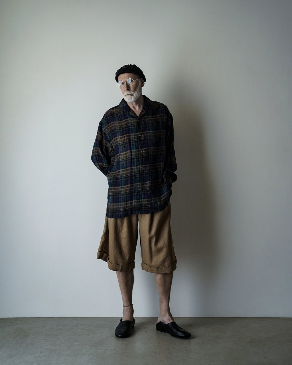 Linen Twill Coin Pocket 2Tuck Double-Hem Shorts <#beige>