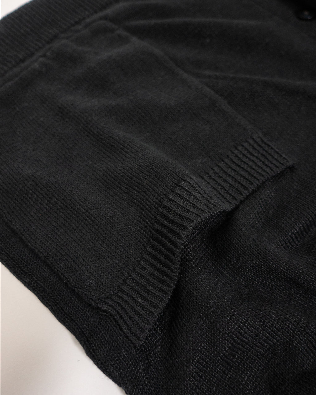 Linen Mid-Gauge V-Neck Knit Gown Cardigan <#black>