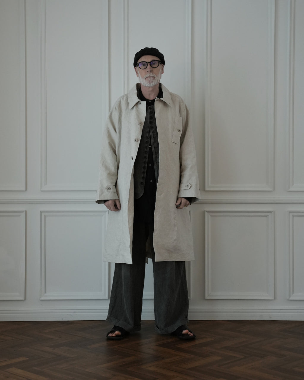 Back Flare A-Line Officer Bal Collar Coat.