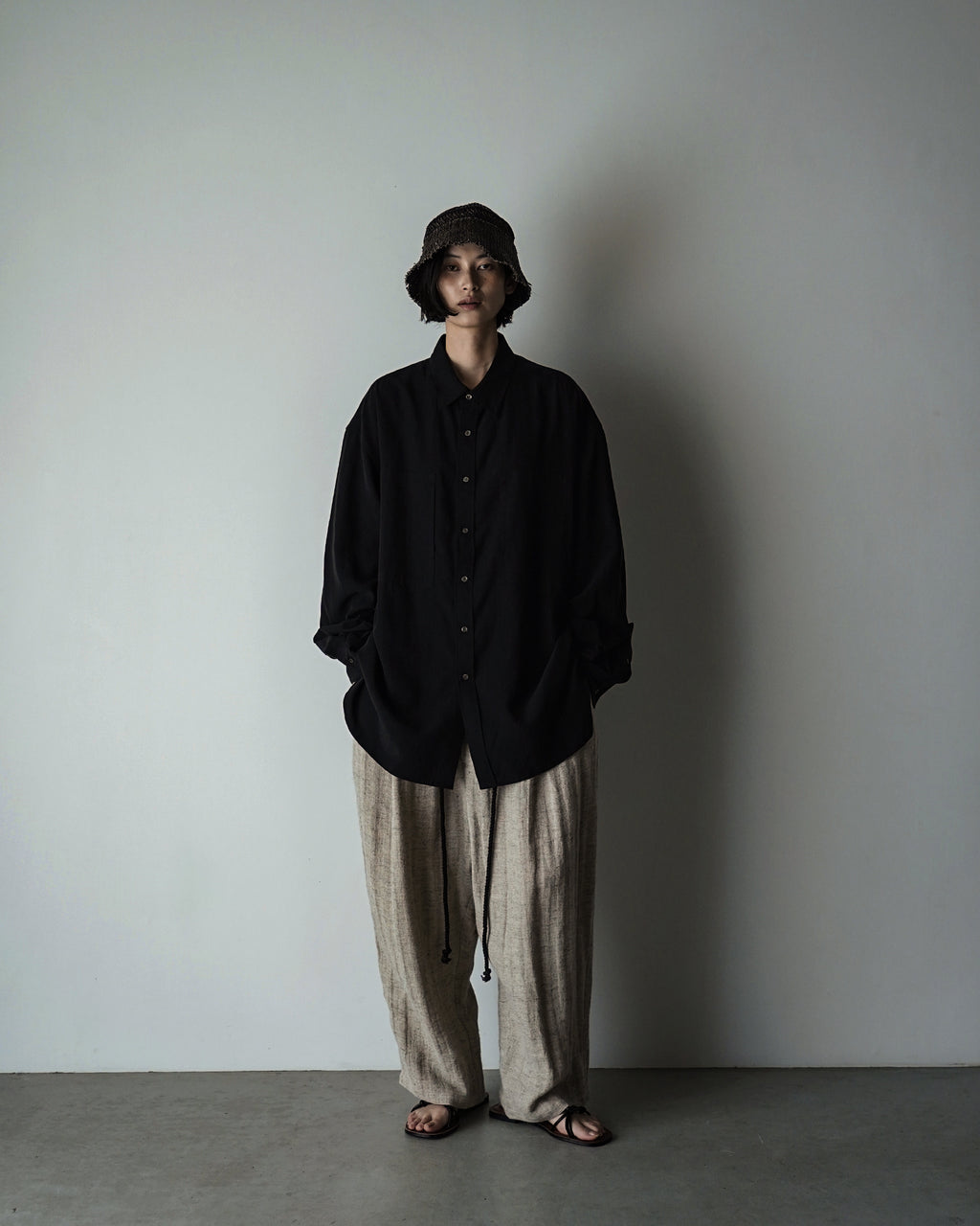 Linen-Tencel Double Pocket Regular Collar Over Shirt <#black>