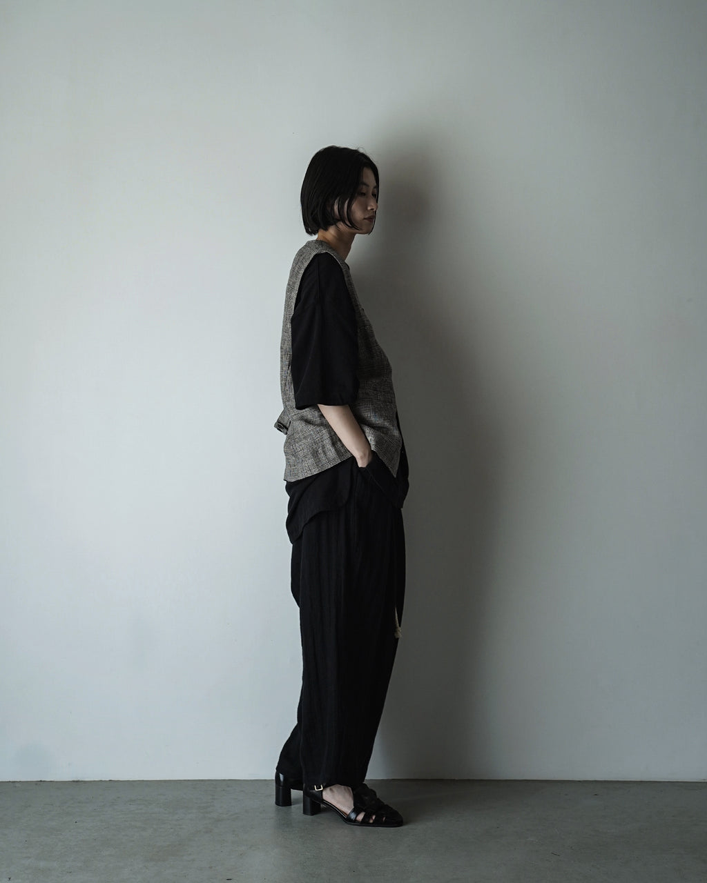 Glen Check Linen Back Belt Button Design V-Neck Vest <#glen check>