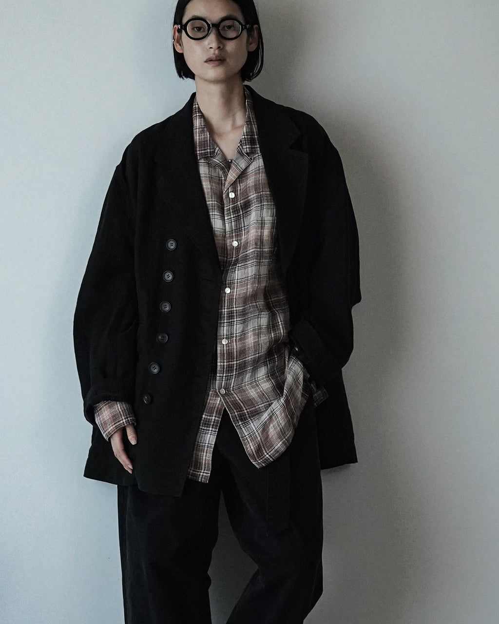 French Linen Back-Open Button Design Semi-Double Jacket <#black>