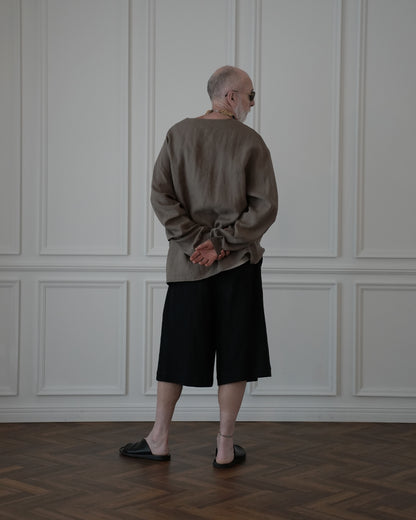 Crew Neck LS Tuck Rib Pullover.