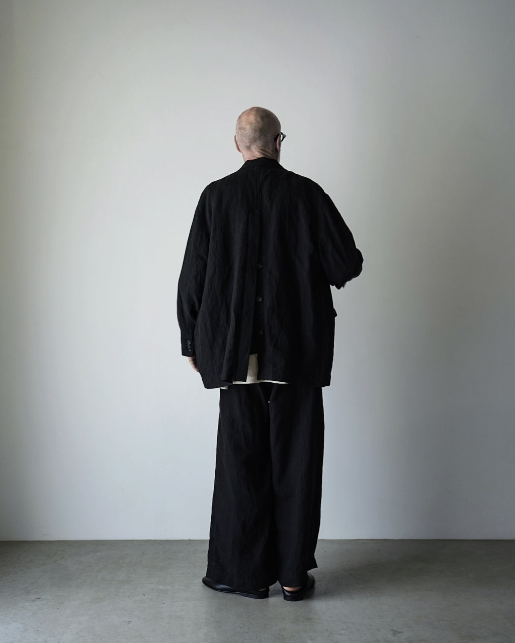 French Linen Back Belt 3Tuck Wide Straight Trousers <#black>
