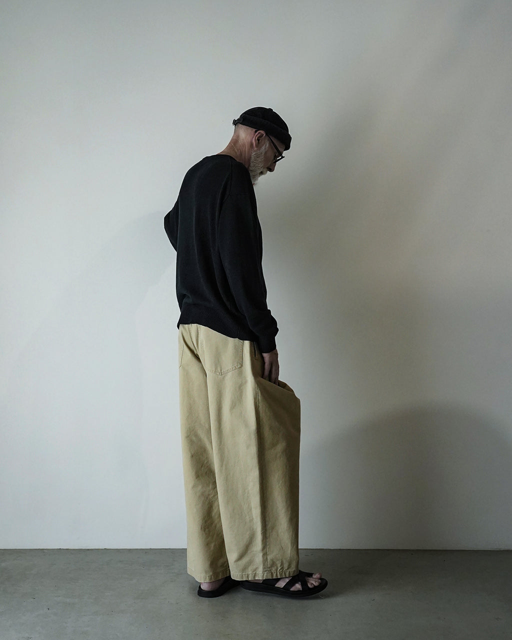 Linen Mid-Gauge Henley Neck Knit Pullover <#black>