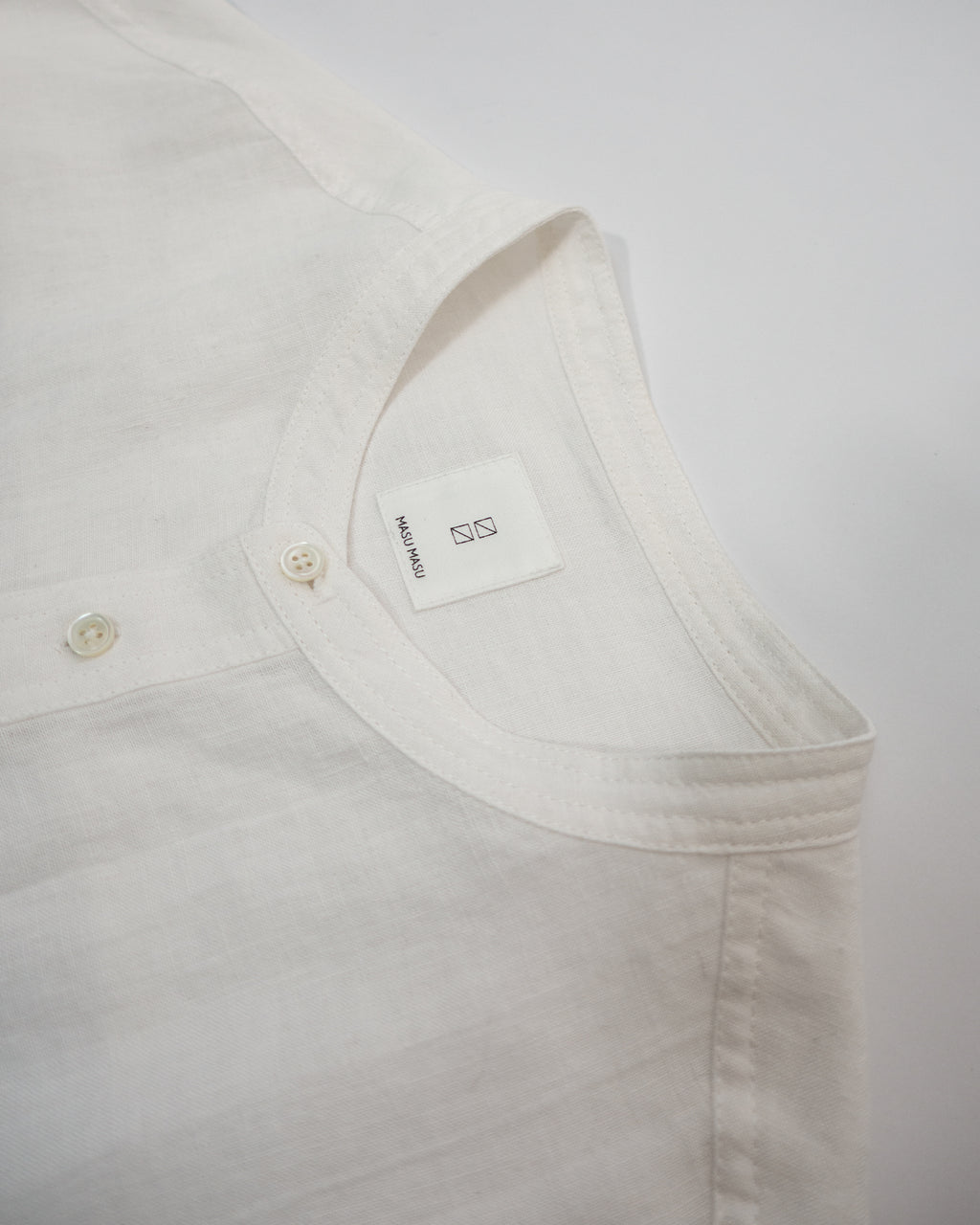 Wash Linen Band Collar Henley Neck Like Half Sleeve Atelier Shirt <#off white>