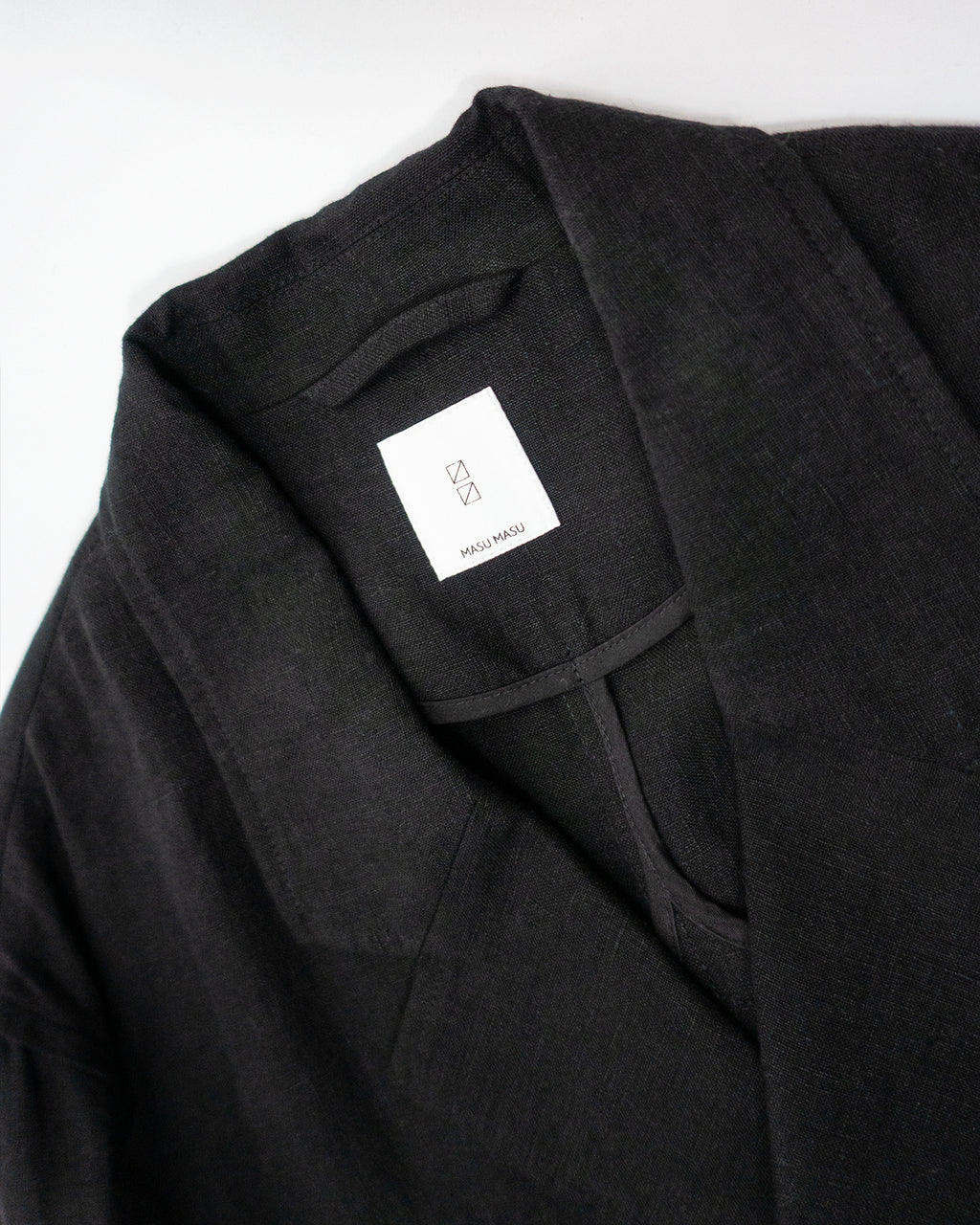 French Linen Back-Open Button Design Semi-Double Jacket <#black>