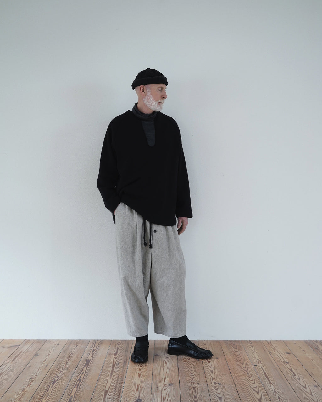 Heavy Azuma Raglan Sleeve Skipper Sweat <#black>